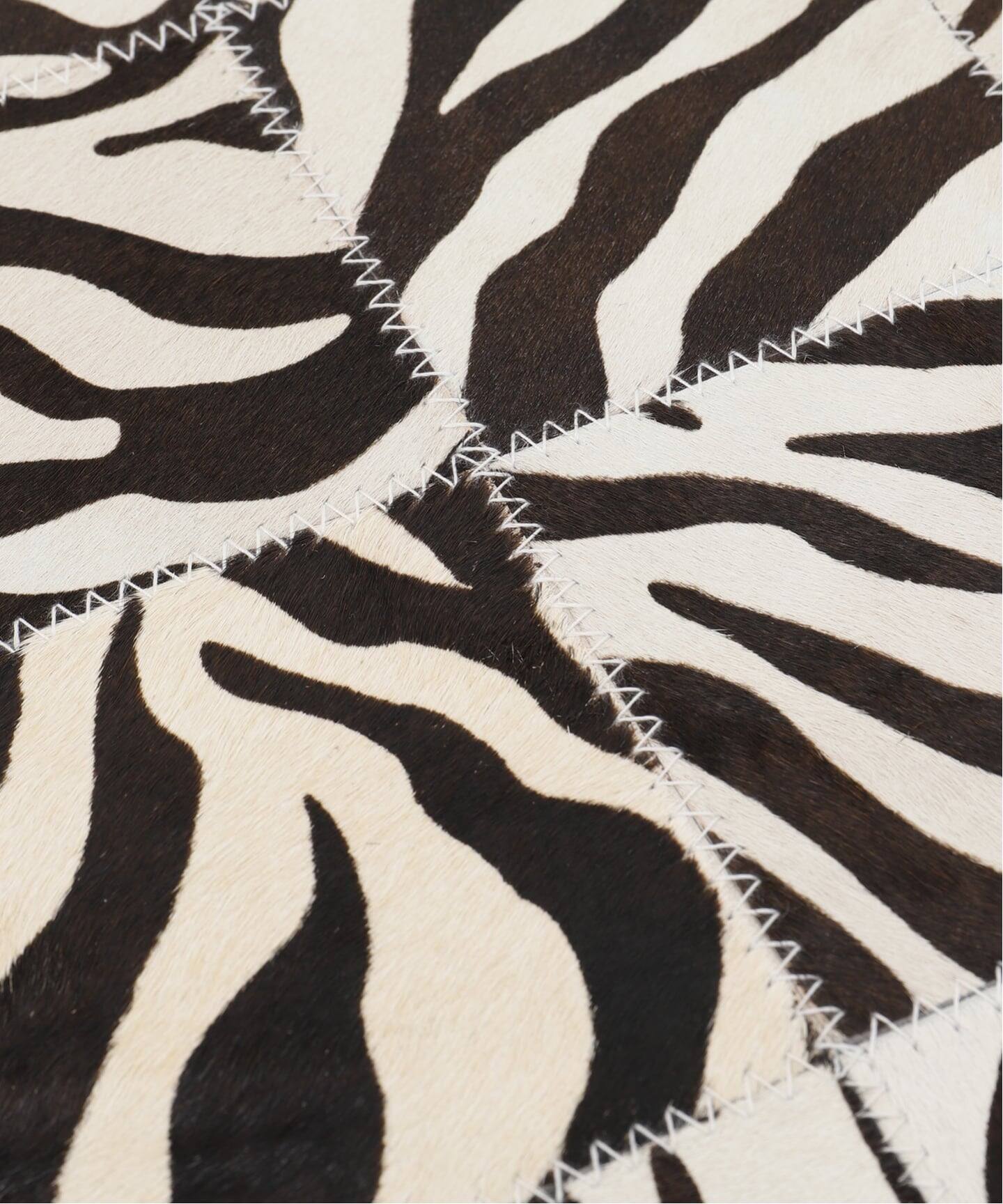 予約》COWHIDE STOOL ZEBRA スツール（チェア）｜JOURNAL STANDARD