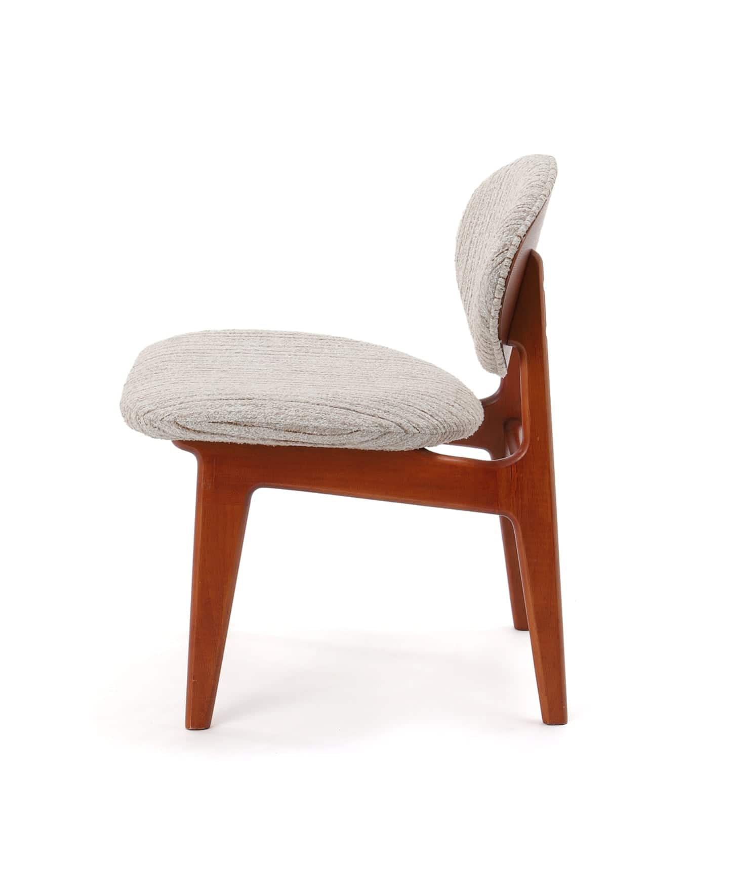 予約》《大型商品》TRESTLES LOUNGE CHAIR(BE26) トラッセルラウンジ