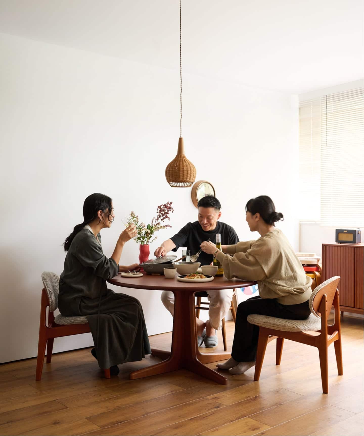 大型商品》TRESTLES LOUNGE CHAIR(BE26) トラッセルラウンジチェア
