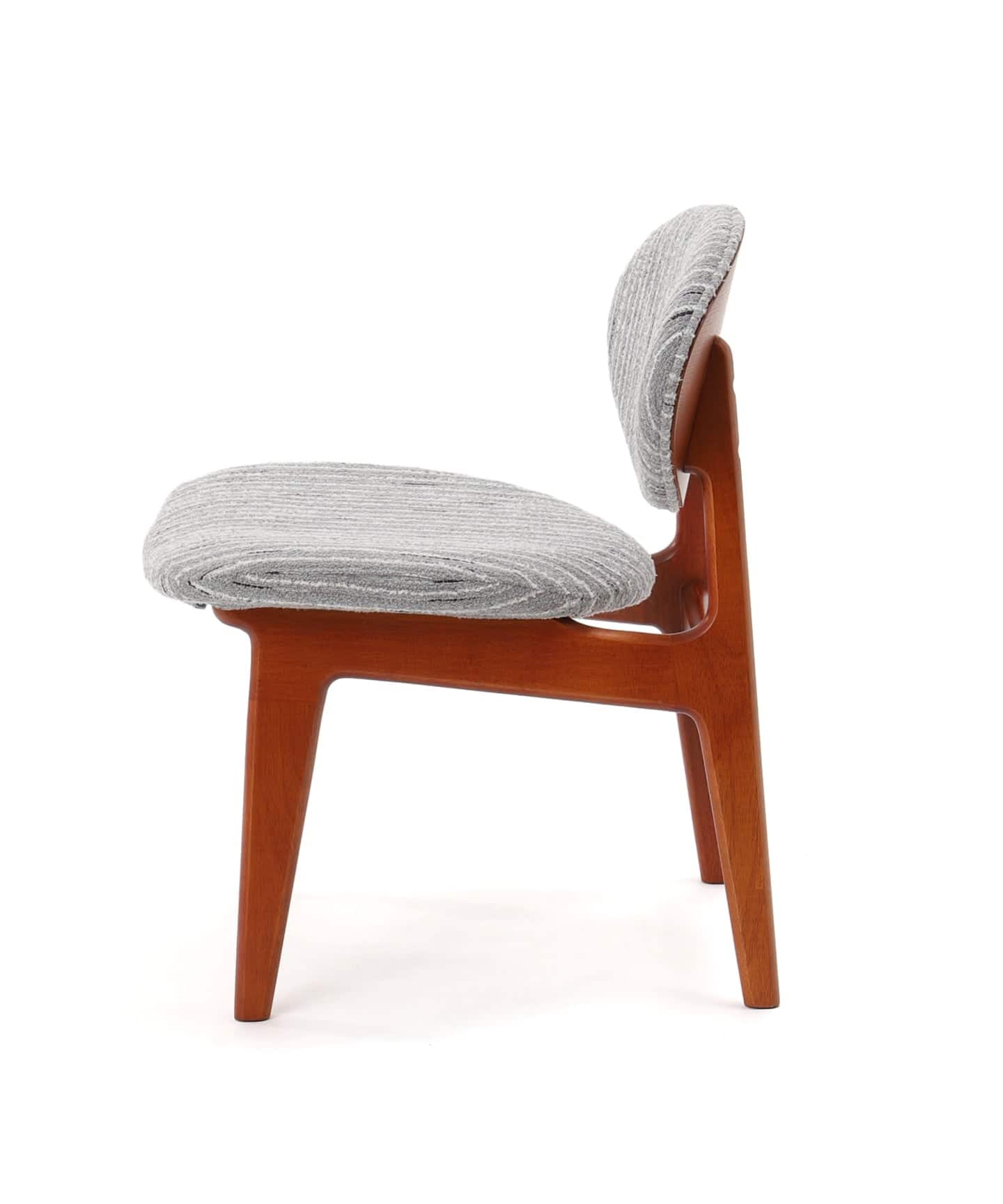 予約》《大型商品》TRESTLES LOUNGE CHAIR(GRY26) トラッセルラウンジ